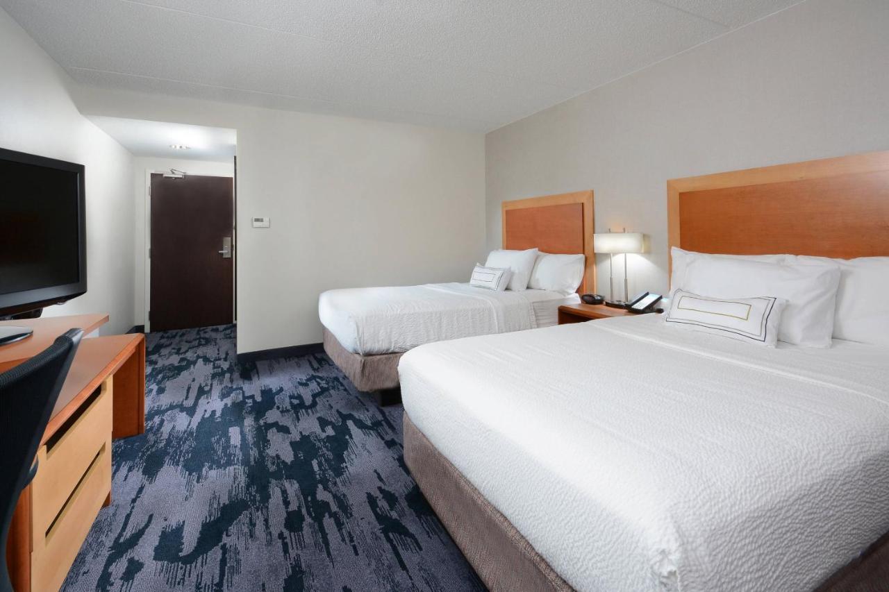 Fairfield Inn & Suites By Marriott Charlottesville North Exterior photo
